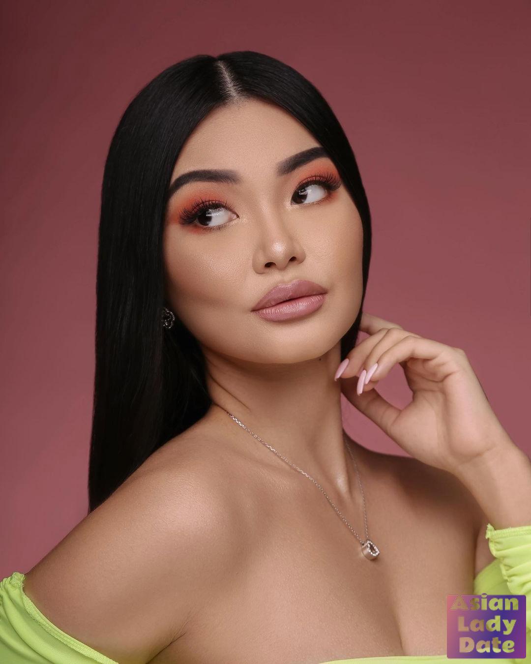 Mastering the Art of Dating Lovely Kazakh Women